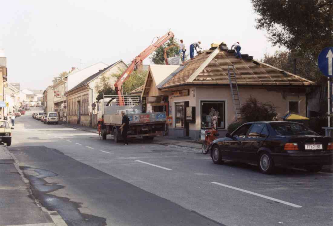 Trafik Salmhofer Zubau Oktober 1995 in der Grazer Straße 11