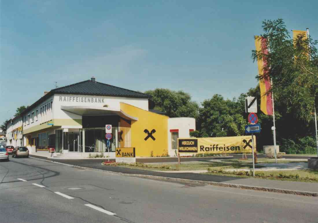Raiffeisenbank, Eröffnung, Herrengasse 11