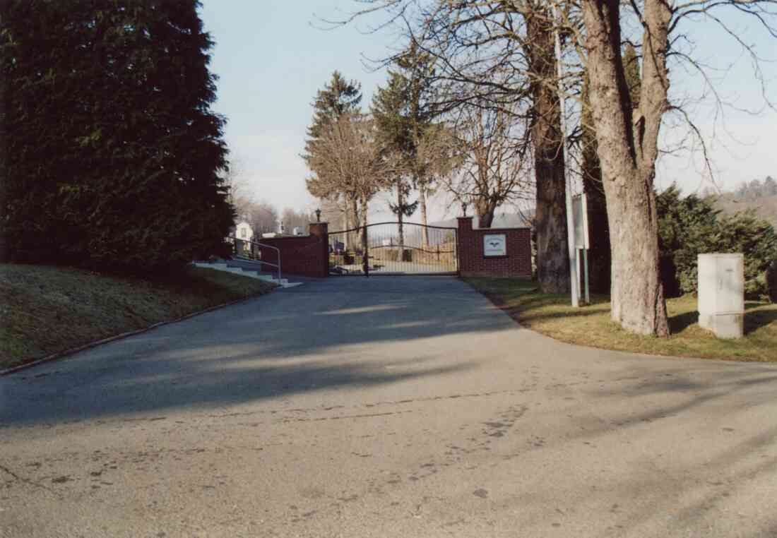 Friedhof Eingangstor