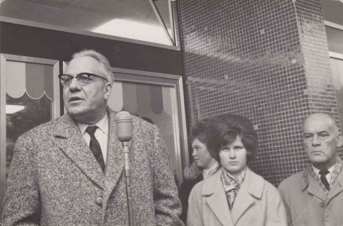 Eröffnung der Konsum Filiale
