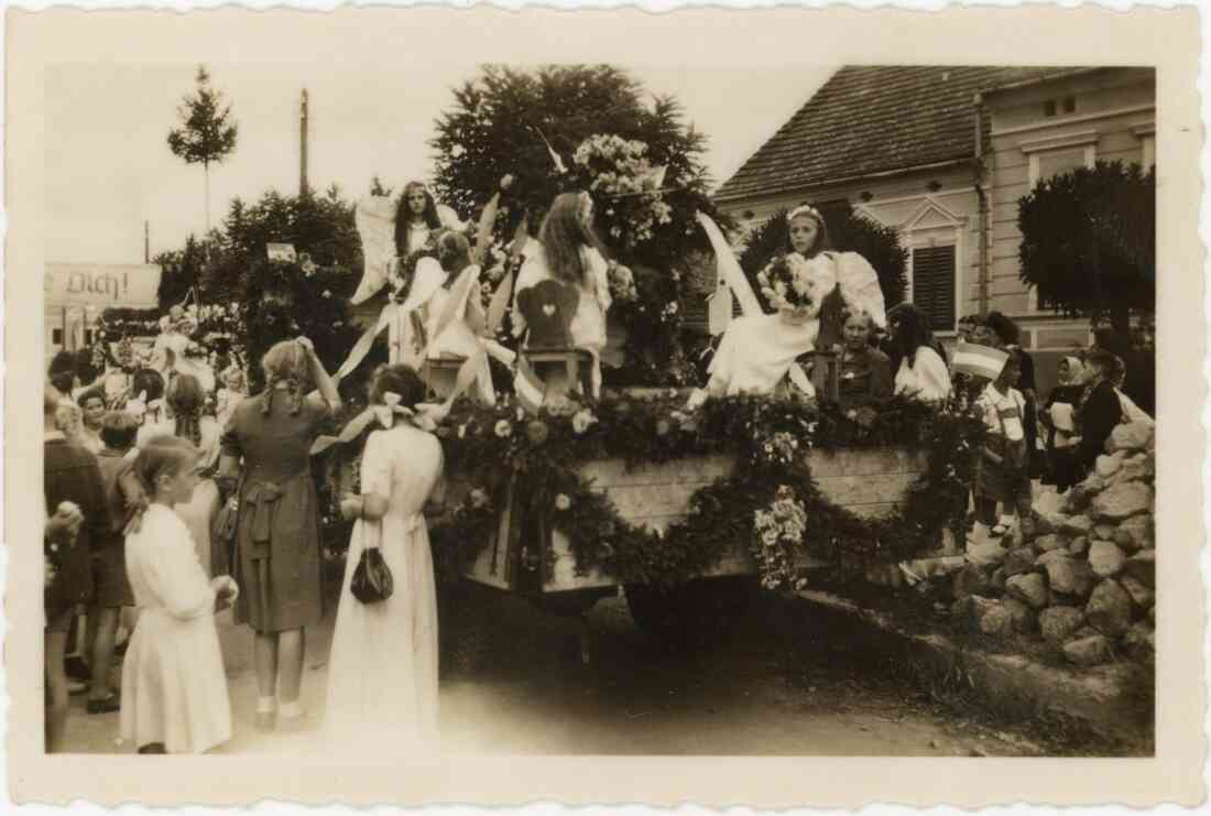 Glockenweihe in Stegersbach am 01. September 1950, Prozessionszug