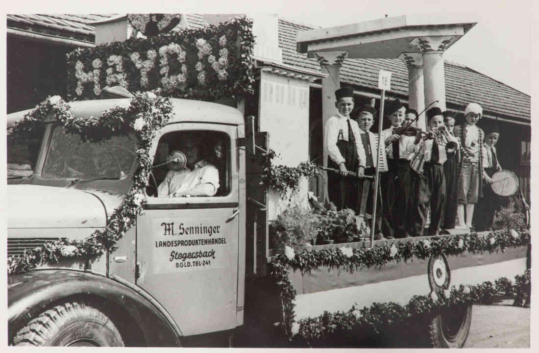 Volksfest mit Blumenkorso 18. August 1957
