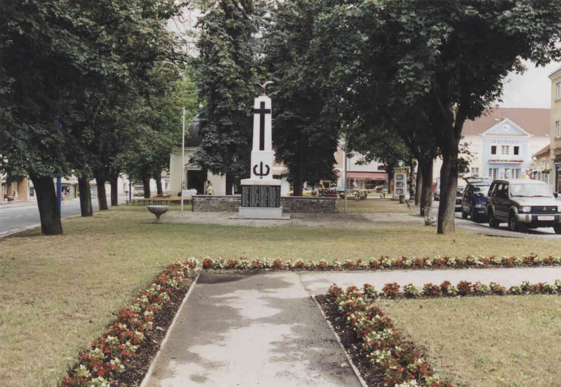 Segnung der renovierten Antoniuskapelle am 15.06.2003 Verschönerungsverein Stegersbach
