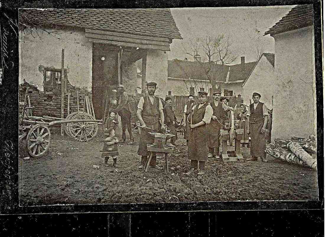 Wagnerei Peischl Alexander und Schmiede Peischl Julius, Ägidiplatz 4, Hintergasse 6