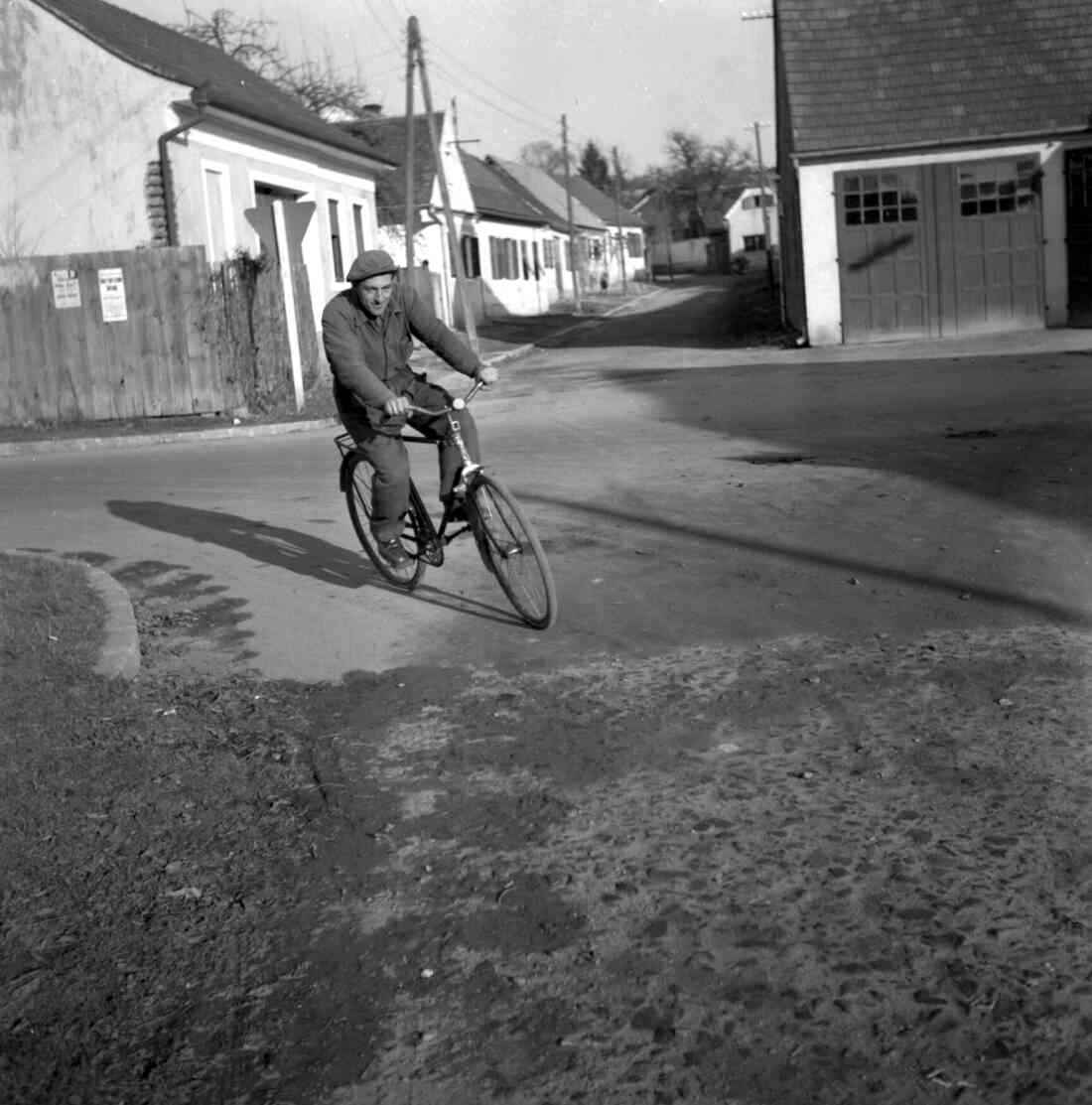 Auf dem Weg in die Arbeit in der Firma Röhrich