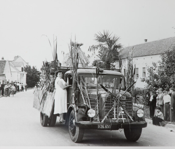 Volksfest mit Blumenkorso 18. August 1957