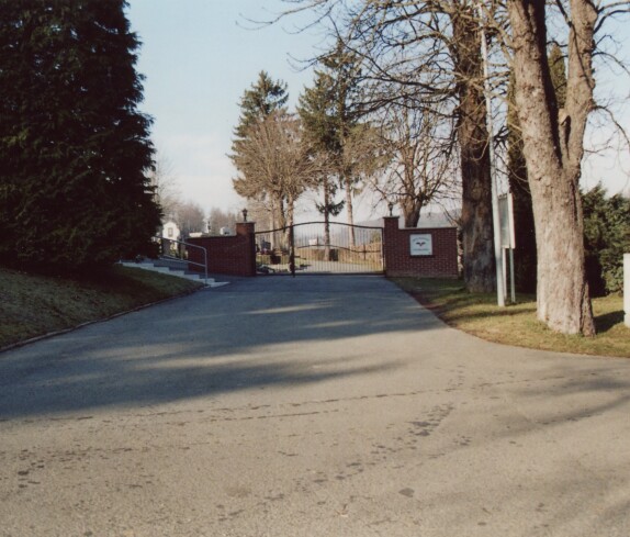 Friedhof Eingangstor