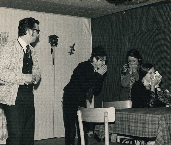 Katholische Jugend Theater "Das Weihnachtslied der ganzen Welt" im Dezember 1973