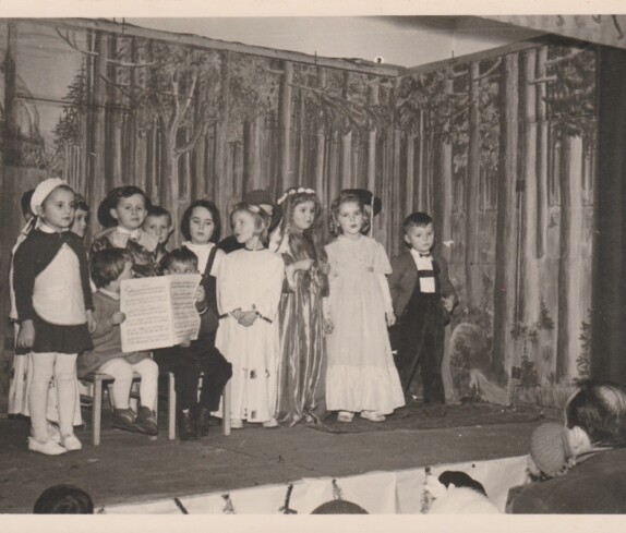 Theateraufführung im Saal des ehemaligen Gasthof Neubauer