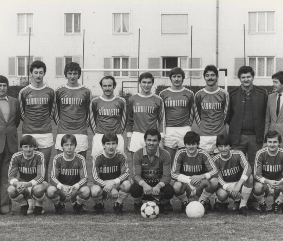 SV Stegersbach Mannschaftsfoto im Jahr 1984