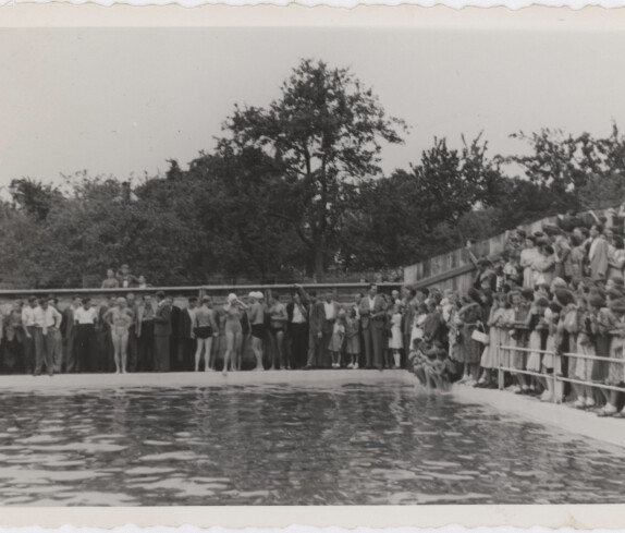Badefest des Verschönerungsvereines Stegersbach am  13. Juli 1952, Wettschwimmen der Damen