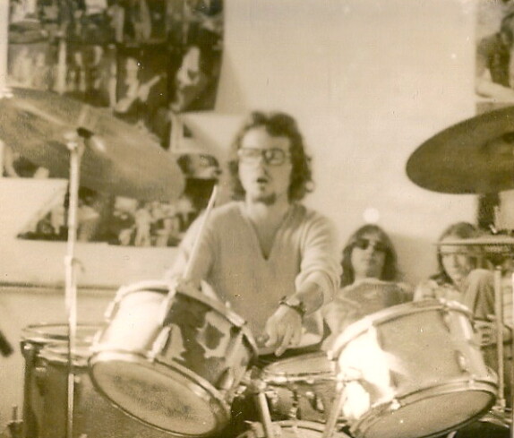 Opus, eine Rockband, der erste Schlagzeuger Peter Stiwi Stipsits