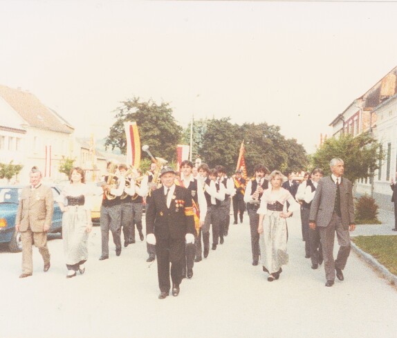 Fahnenweihe des Kameradschaftsbundes 1983