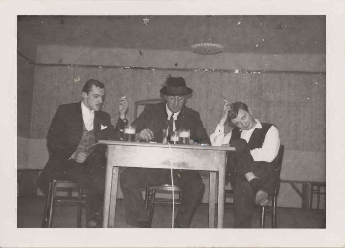 Europäische Jugend,  Bunter Abend 1968, "Stammtisch"